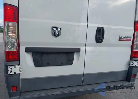 2015 Ram Promaster 1500 Low Roof из США, поврежденный, VIN 3C6TRVAG8FE520658